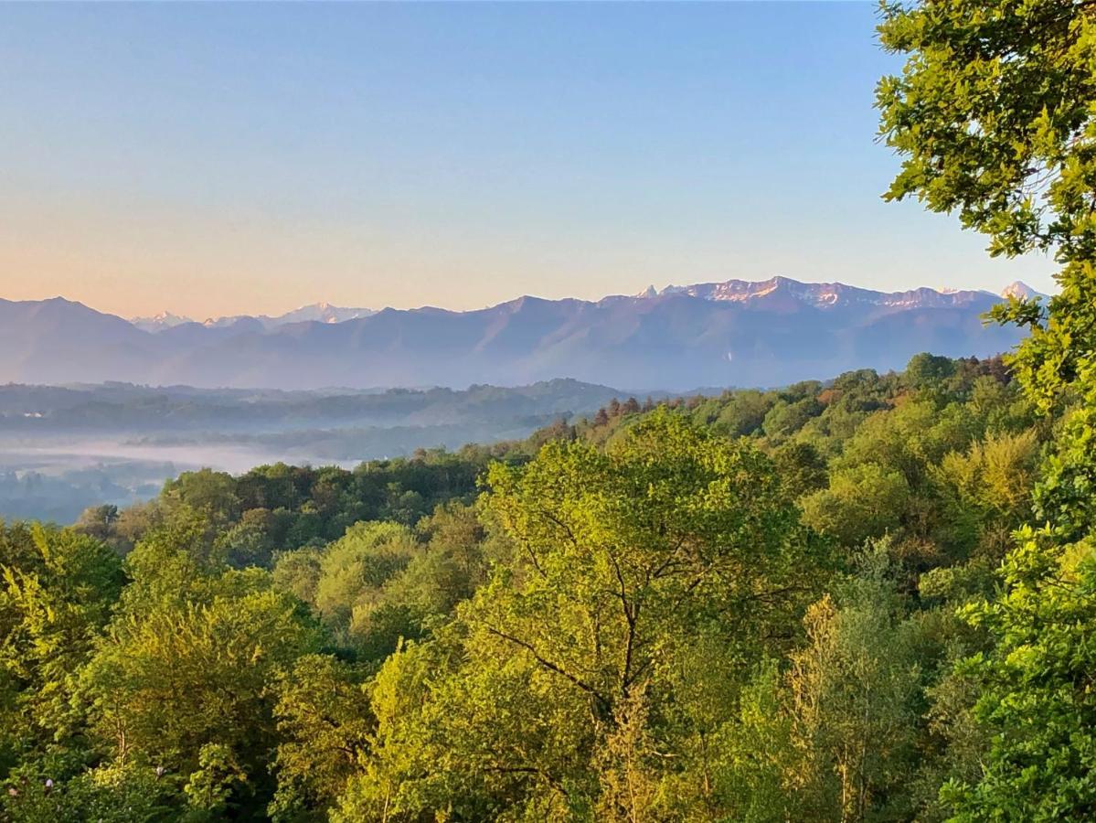 La Cabane Des Coteaux Gan Bagian luar foto